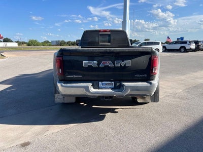 2025 RAM 3500 Lone Star Crew Cab 4x4 8' Box