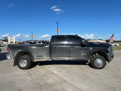 2025 RAM 3500 Lone Star Crew Cab 4x4 8' Box