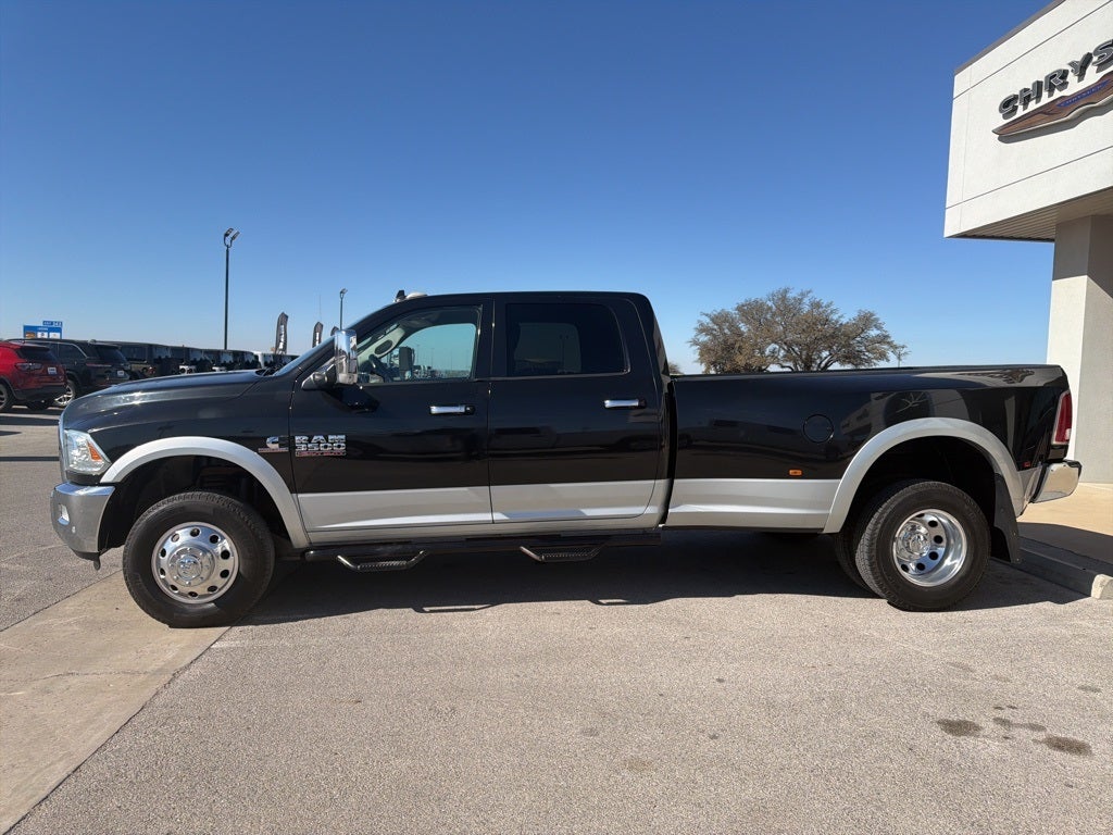 2018 RAM 3500 Laramie Crew Cab 4x4 8' Box