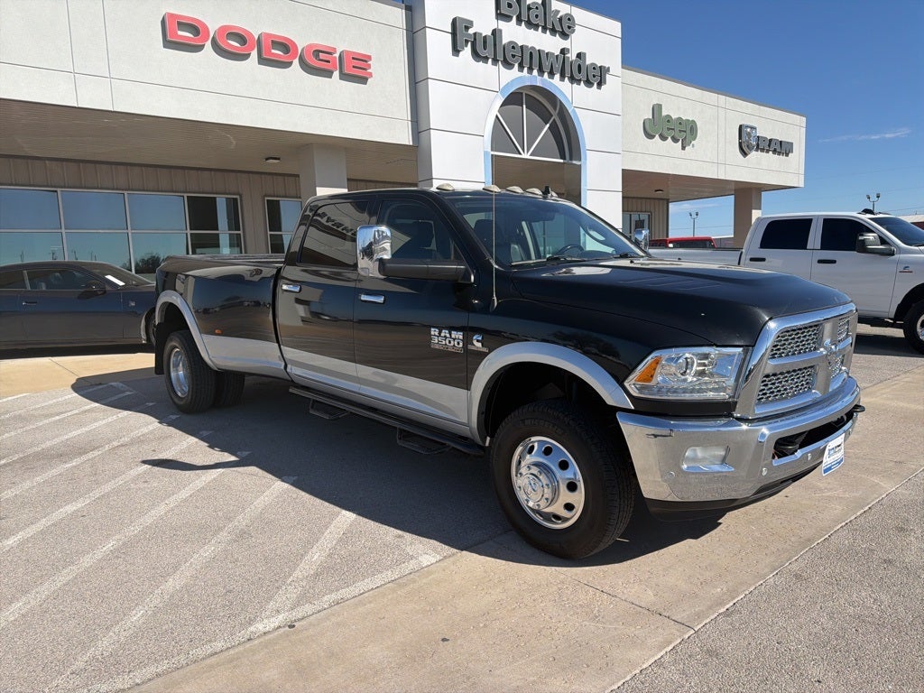 2018 RAM 3500 Laramie Crew Cab 4x4 8' Box
