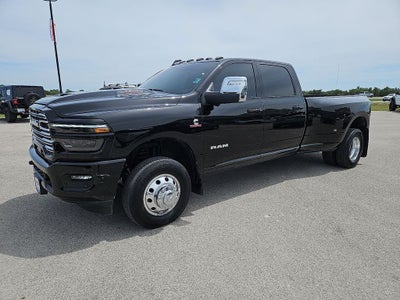 2026 RAM 3500 Laramie Crew Cab 4x4 8' Box