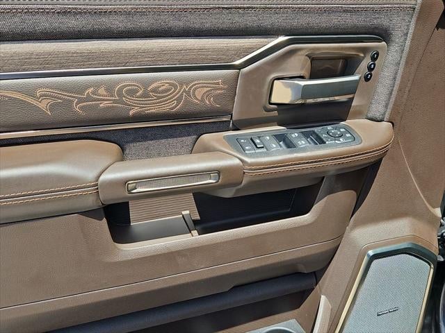 2026 RAM 3500 Limited Longhorn Crew Cab 4x4 8' Box