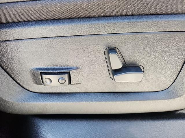 2026 RAM 3500 Limited Crew Cab 4x4 8' Box