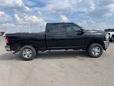 2024 RAM 2500 Tradesman Crew Cab 4x4 6'4' Box