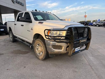 2020 RAM 2500 Tradesman Crew Cab 4x4 6'4' Box