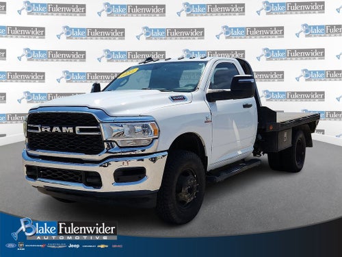 2023 RAM 3500 Chassis Tradesman/SLT