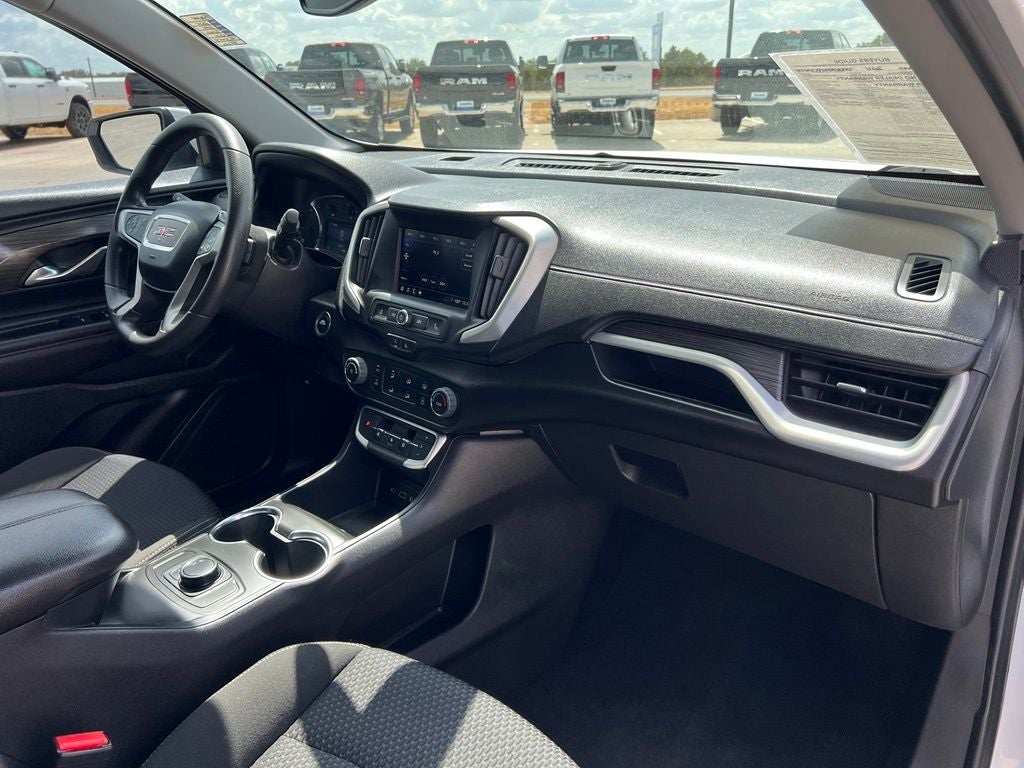 2024 GMC Terrain SLE