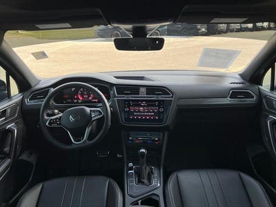 2024 Volkswagen Tiguan 2.0T SE R-Line Black