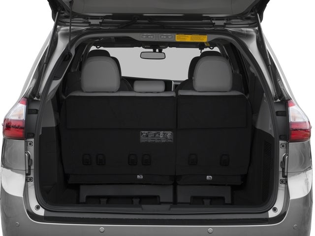 2017 Toyota Sienna XLE 8 Passenger