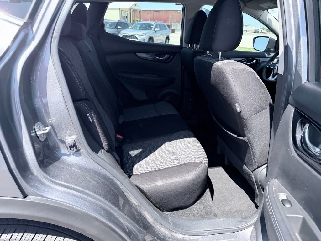 2020 Nissan Rogue Sport SV FWD Xtronic CVT