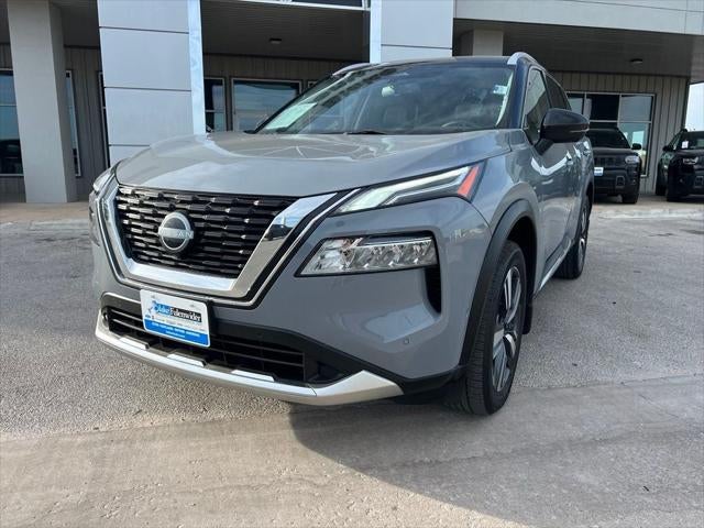 2023 Nissan Rogue Platinum FWD