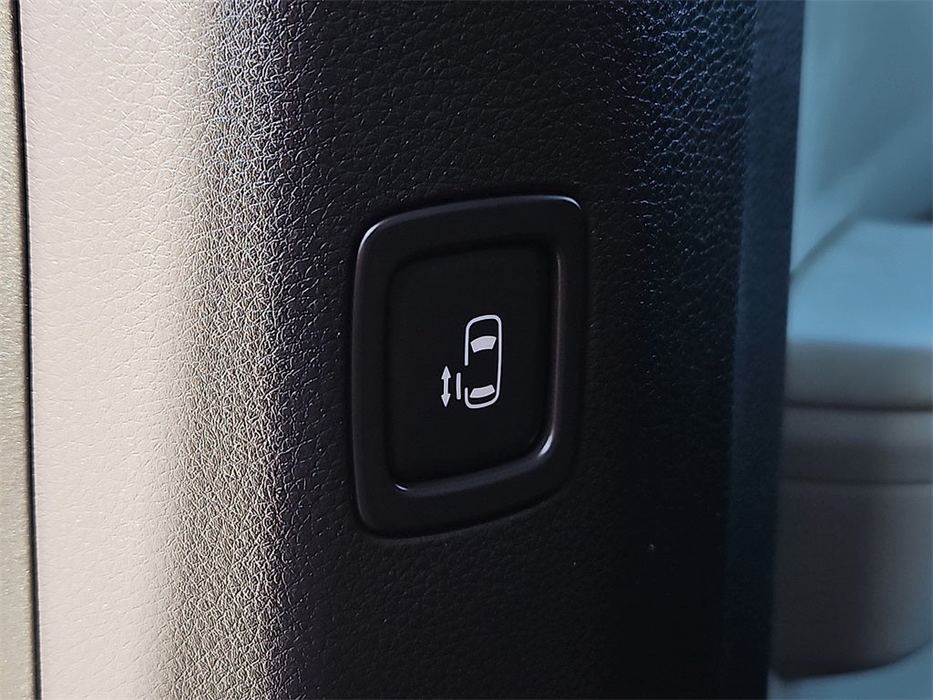 2024 Kia Carnival MPV LX Seat Package