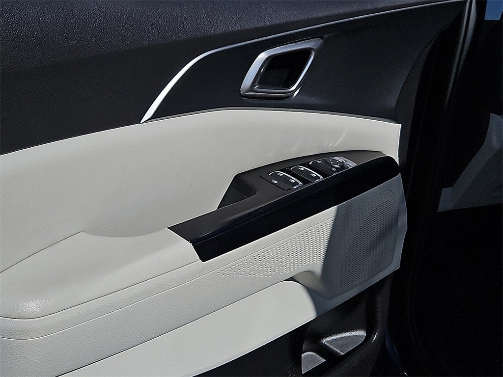 2024 Kia Carnival MPV LX Seat Package