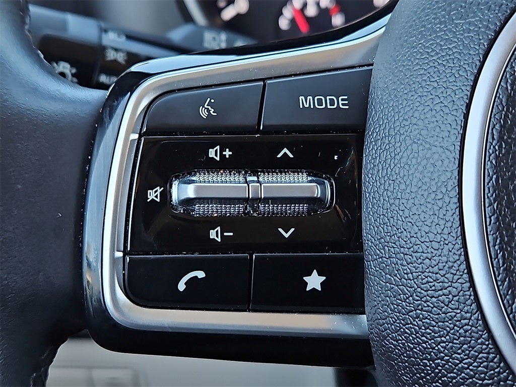 2024 Kia Carnival MPV LX Seat Package