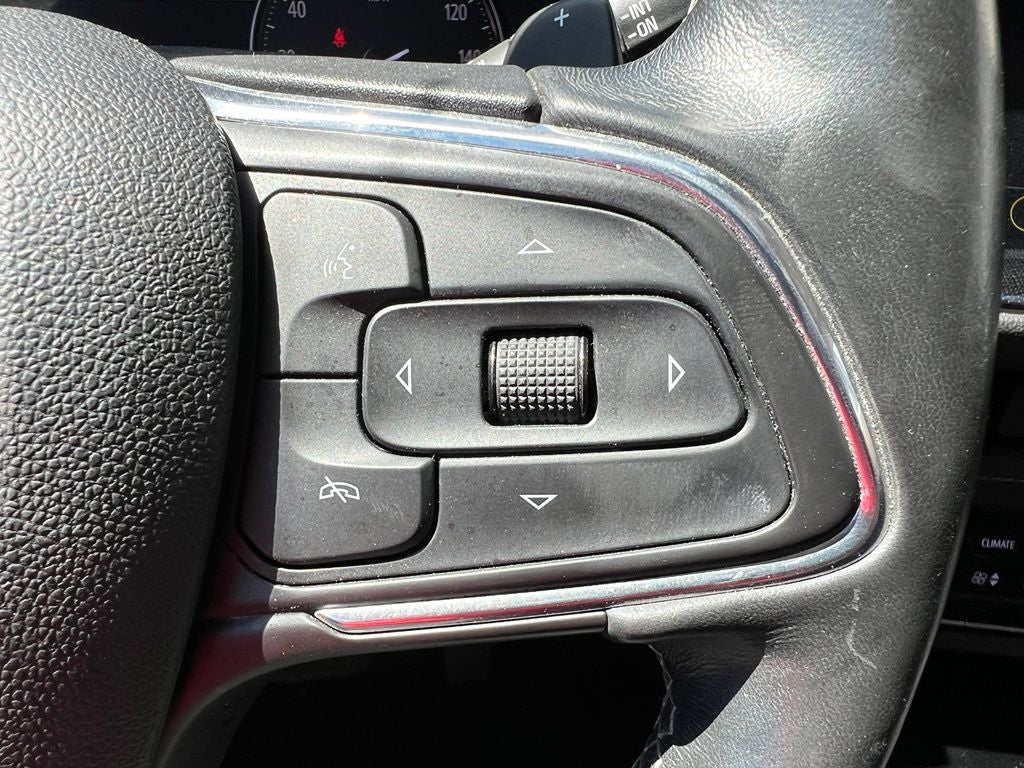 2023 Buick Envision Essence FWD