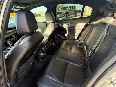 2022 Alfa Romeo Giulia Ti RWD