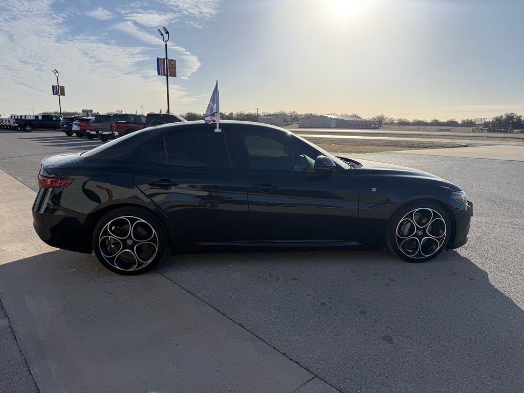 2022 Alfa Romeo Giulia Ti RWD