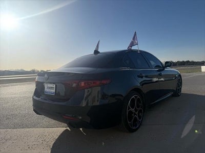 2022 Alfa Romeo Giulia Ti RWD