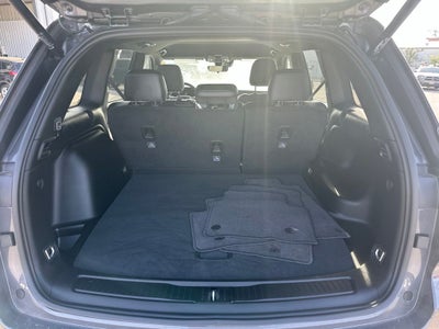 2025 Jeep Grand Cherokee Altitude 4x2