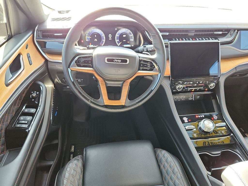 2023 Jeep Grand Cherokee L Summit