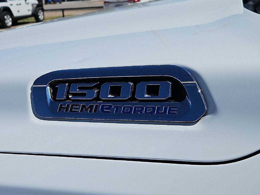 2023 RAM 1500 Laramie Crew Cab 4x2 5'7' Box