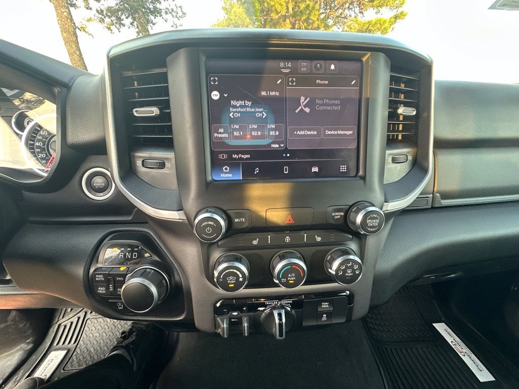 2023 RAM 1500 Big Horn Quad Cab 4x4 6'4' Box