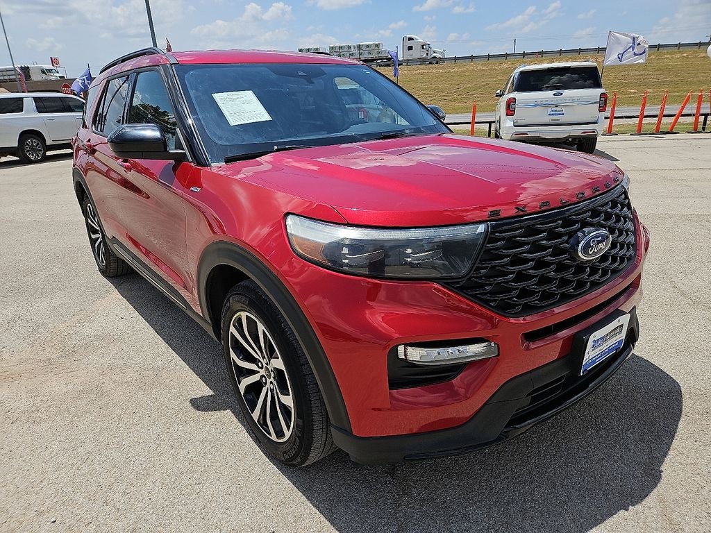 2022 Ford Explorer ST-Line