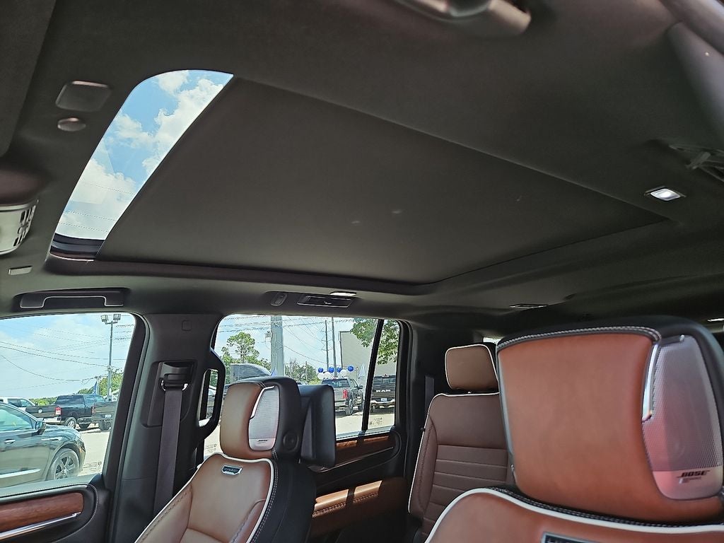 2023 GMC Yukon XL 4WD Denali Ultimate
