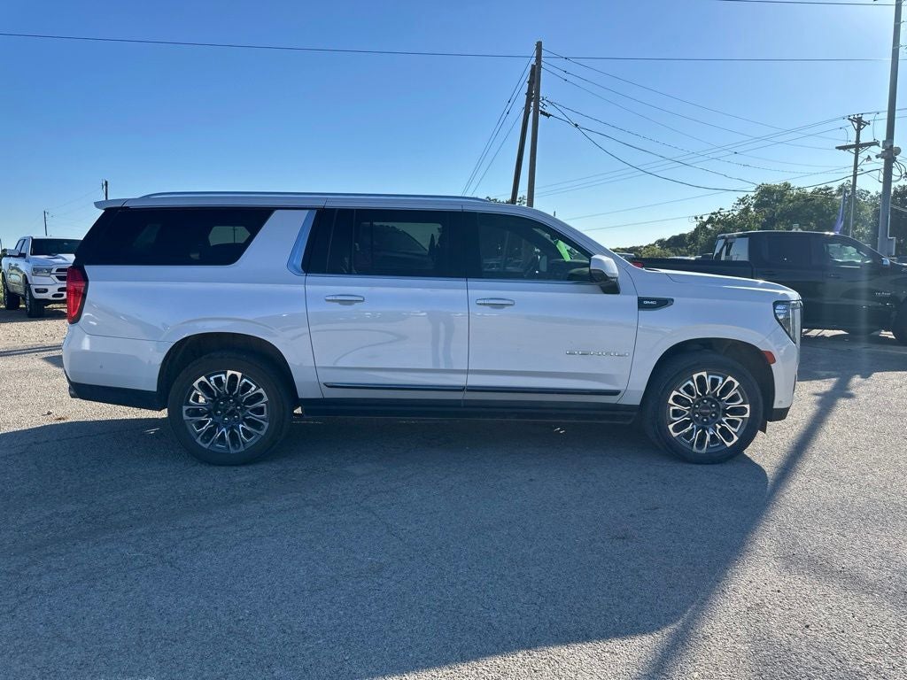 2023 GMC Yukon XL Denali Ultimate