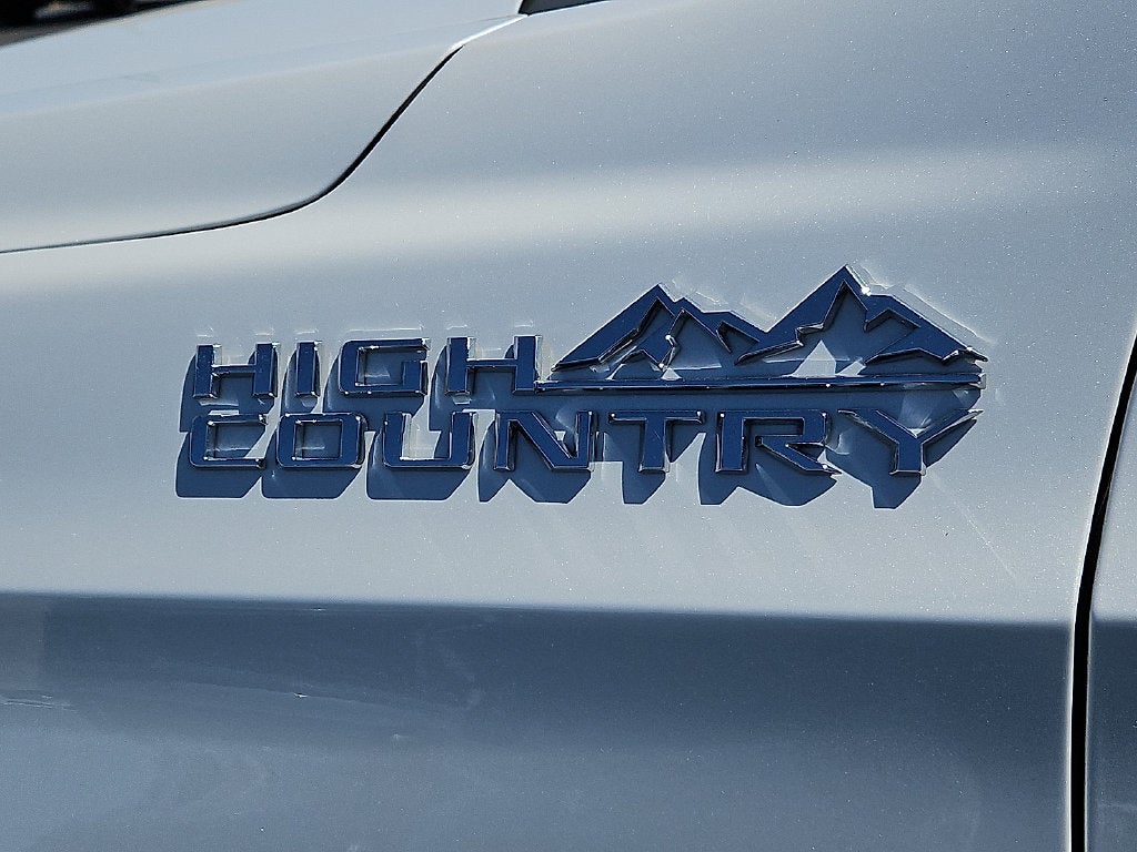 2023 Chevrolet Tahoe 4WD High Country