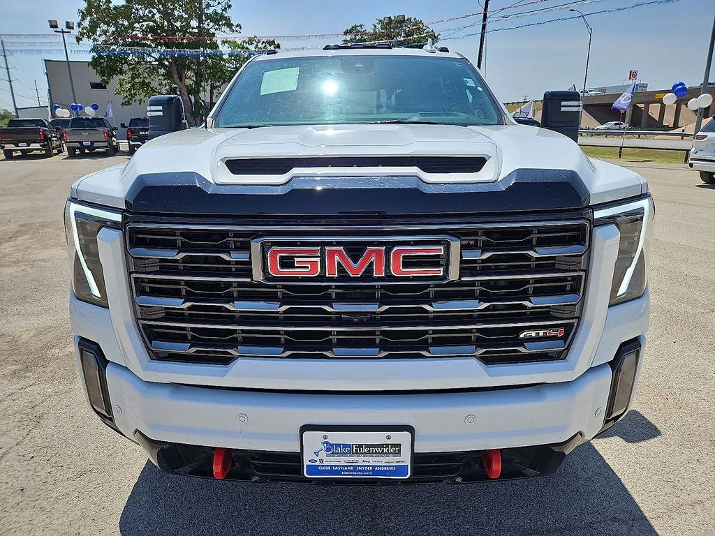 2024 GMC Sierra 2500HD 4WD Crew Cab Standard Bed AT4
