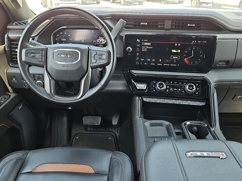 2024 GMC Sierra 2500HD 4WD Crew Cab Standard Bed AT4