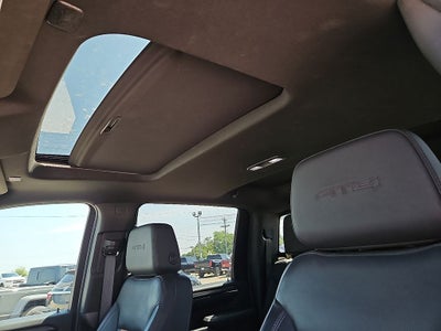 2024 GMC Sierra 2500HD 4WD Crew Cab Standard Bed AT4