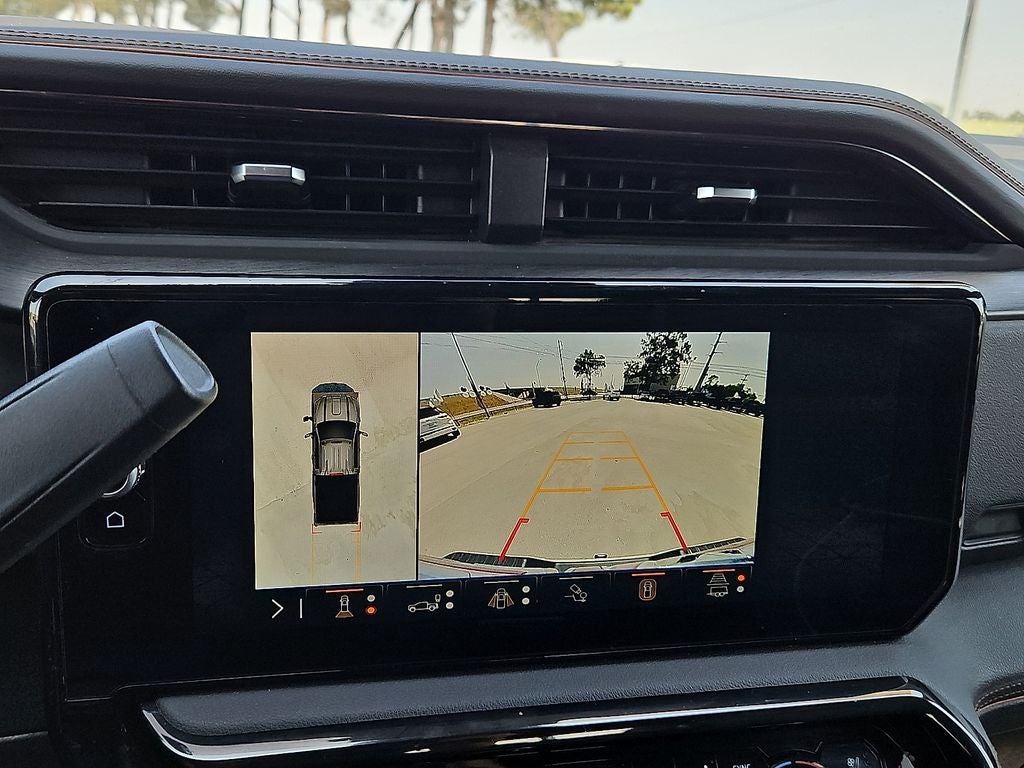 2024 GMC Sierra 2500HD 4WD Crew Cab Standard Bed AT4