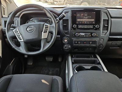 2024 Nissan TITAN Crew Cab SV 4x4