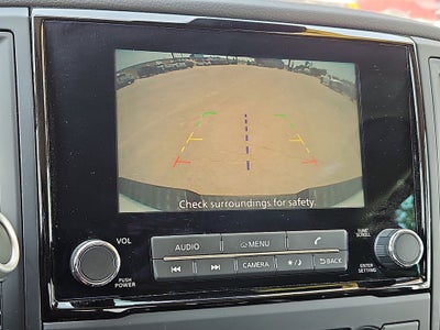 2024 Nissan TITAN Crew Cab SV 4x4