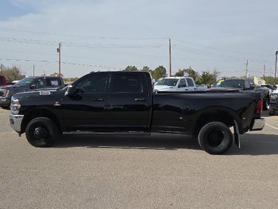 2025 RAM 3500 Tradesman Crew Cab 4x4 8' Box