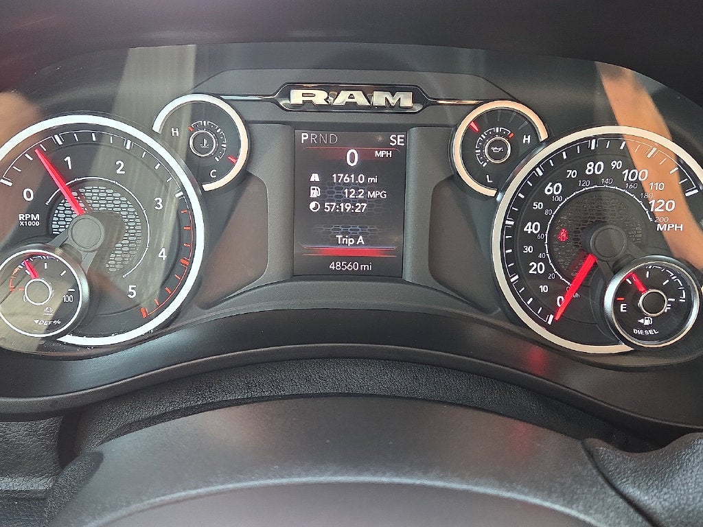 2025 RAM 3500 Tradesman Crew Cab 4x4 8' Box