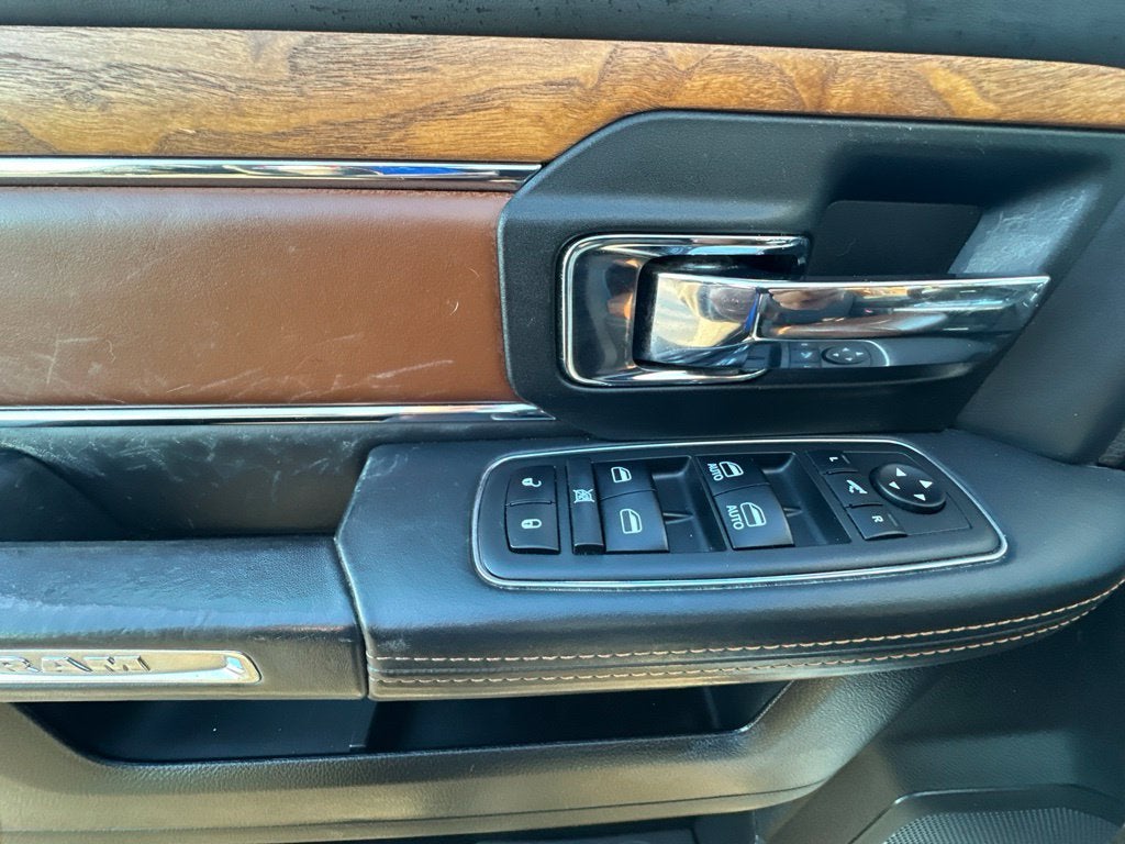 2018 RAM 3500 Laramie Longhorn Mega Cab 4x4 6'4' Box
