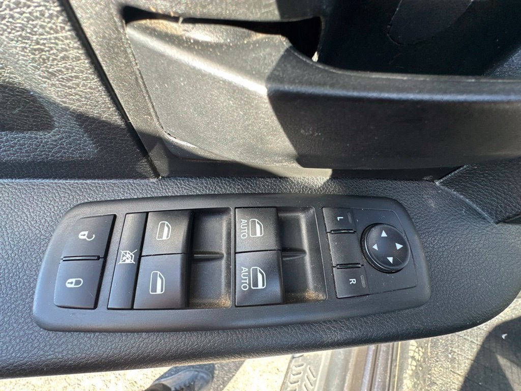 2020 RAM 2500 Tradesman Crew Cab 4x4 6'4' Box