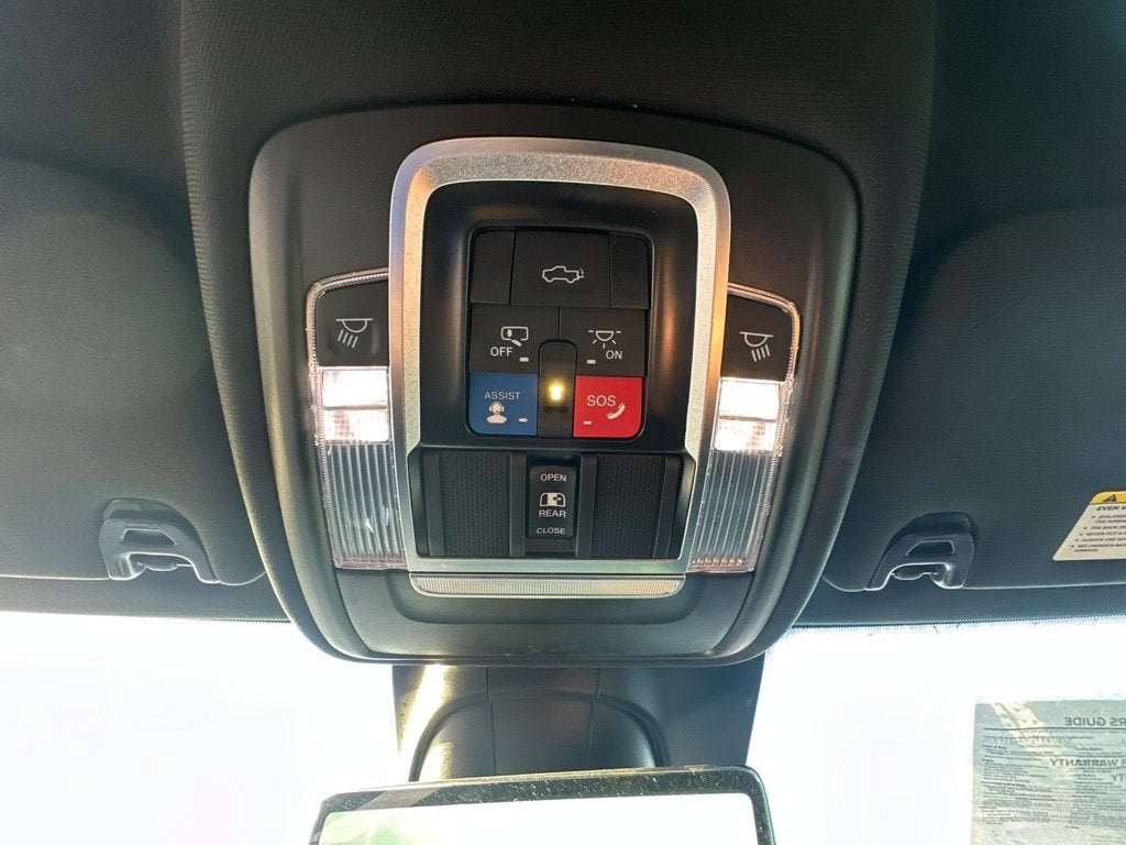 2022 RAM 2500 Laramie Crew Cab 4x4 6'4' Box