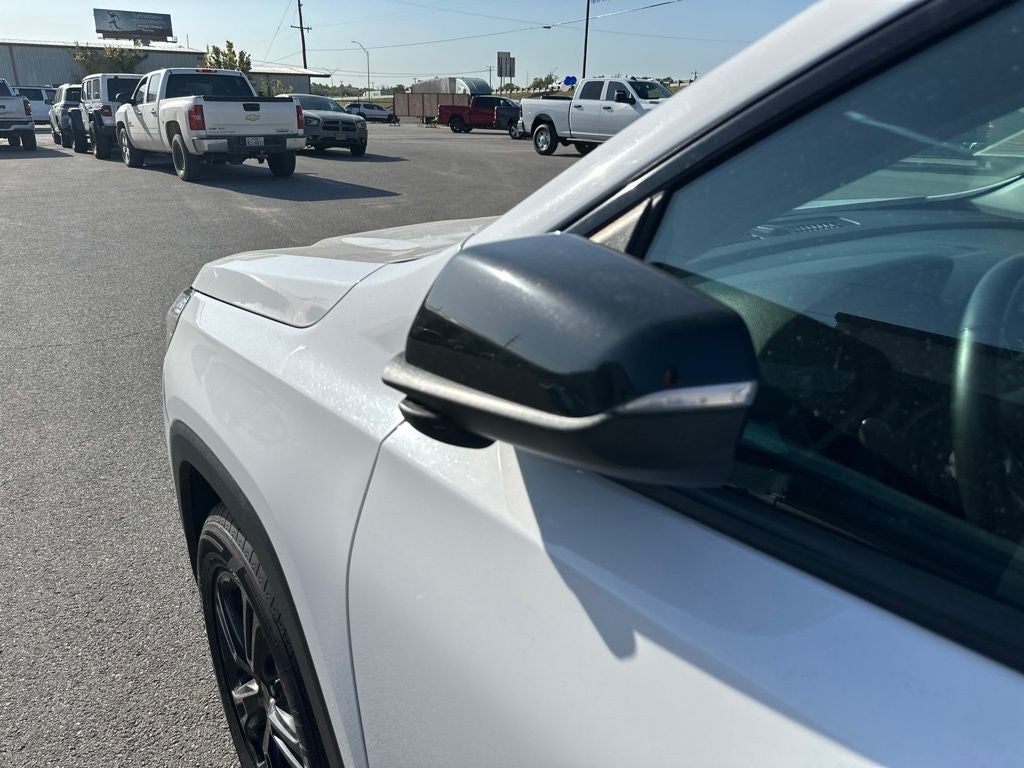 2023 GMC Terrain AT4