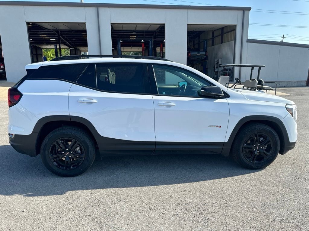 2023 GMC Terrain AT4