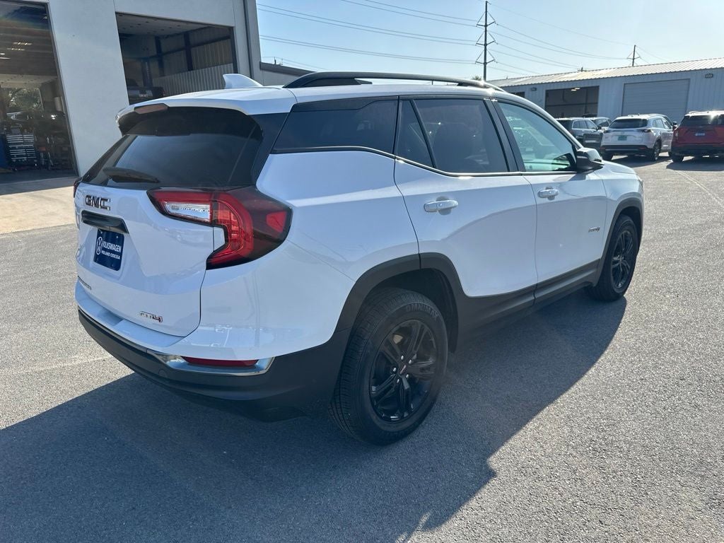 2023 GMC Terrain AT4
