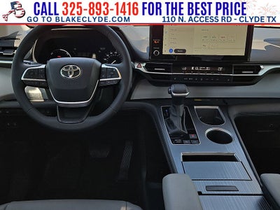 2025 Toyota Sienna XLE 8 Passenger