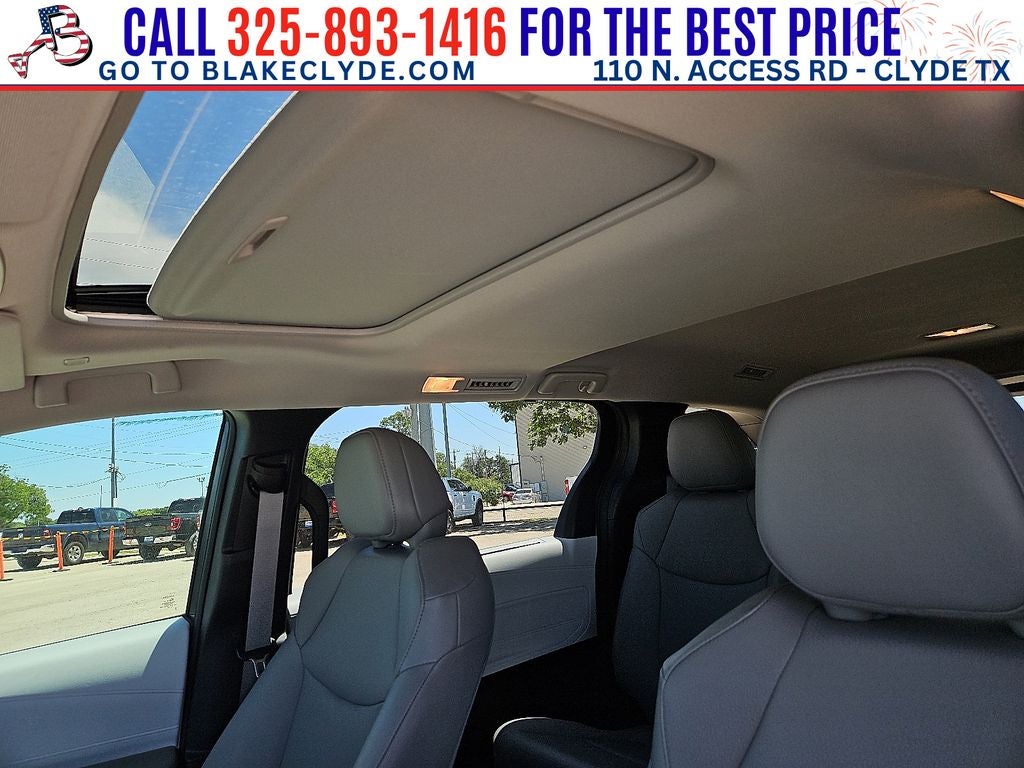 2025 Toyota Sienna XLE 8 Passenger