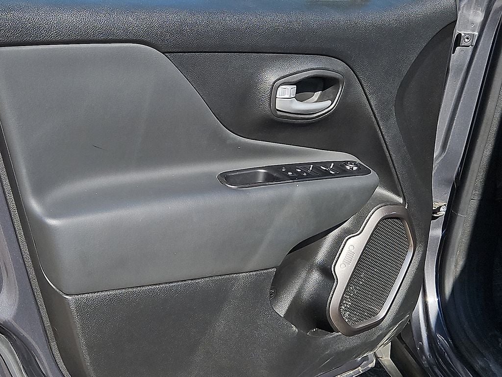 2023 Jeep Renegade Latitude 4x4