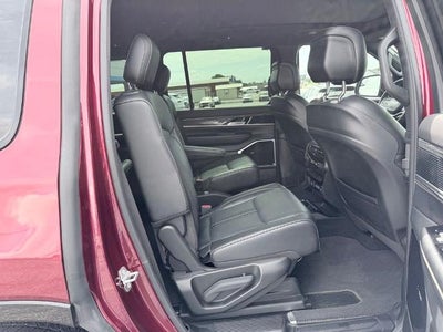 2022 Jeep Wagoneer Series III