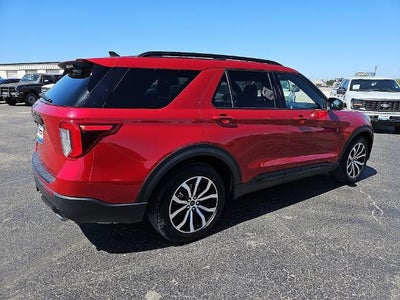2022 Ford Explorer ST-Line