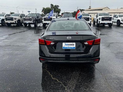2025 Nissan Altima SV
